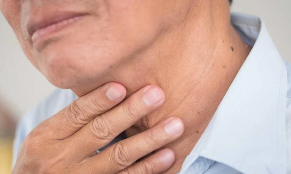 Βρετανός γιατρός υποστηρίζει πως μπορεί να αναγνωρίσει τον καρκίνο από την φωνή